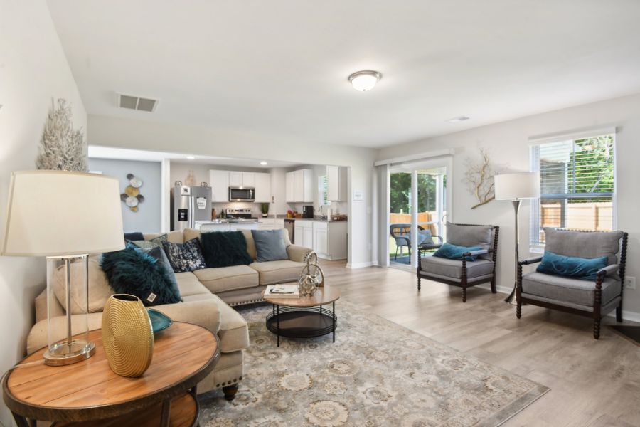 Representative furnished interior of a home built from the Benjamin by Great Southern Homes in Canopy Of Oaks, Sumter (Image 8).
