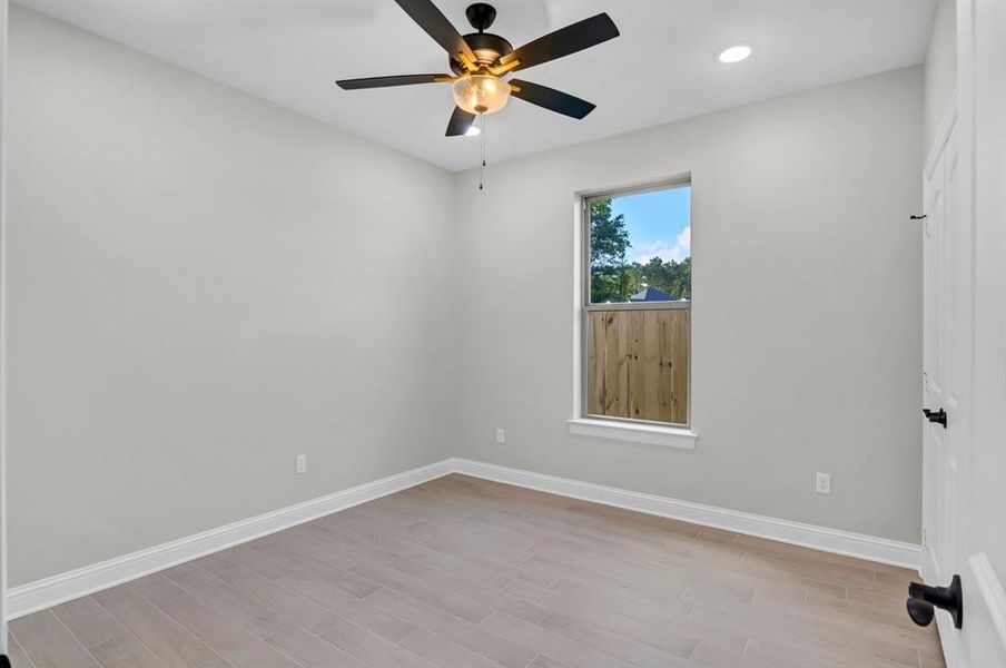 Spacious, unfurnished interior of a new home in , Tyler (Image 21).