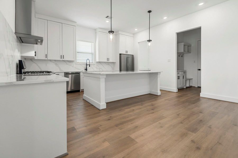 Furnished interior view inside a new home in Hallimore Ranch, Rosenberg (Image 7).