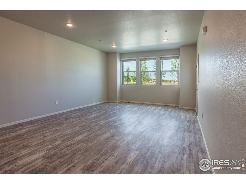 EXAMPLE PHOTO: LIVING ROOM AND DINING ROOM