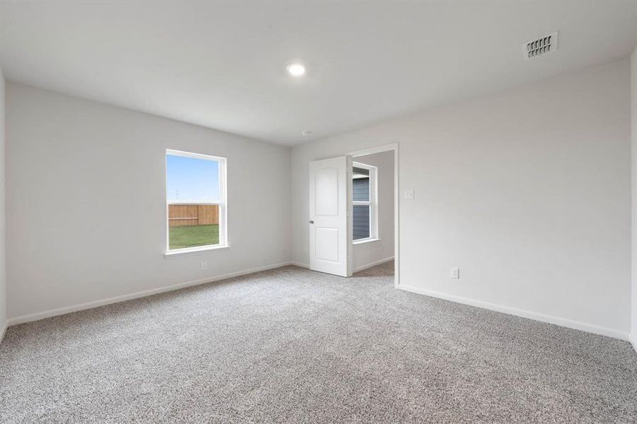 Spacious, unfurnished interior of a new home in Delano Estates, Greenville (Image 4).