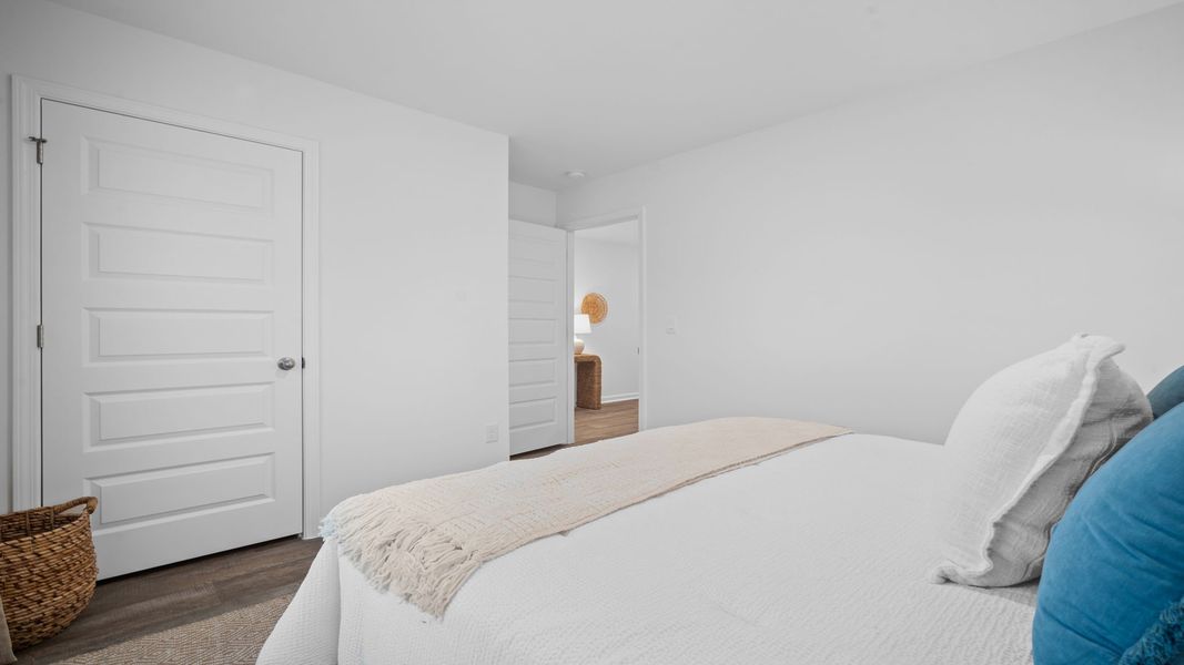 Representative furnished interior of a home built from the Freeport by D.R. Horton in Palm Ridge, Guyton (Image 20).