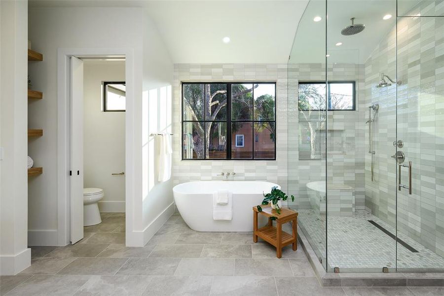 Furnished interior view inside a new home in , Dallas (Image 36).