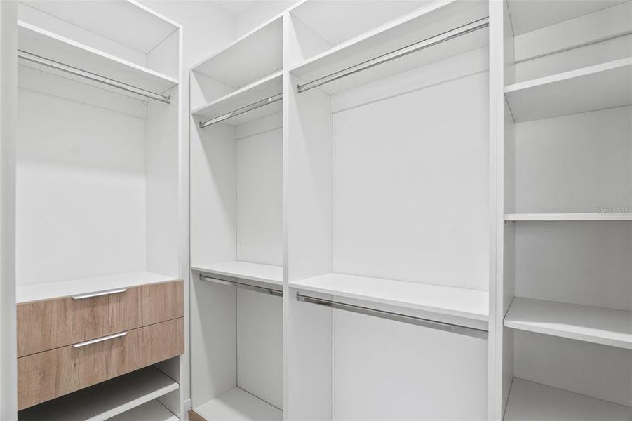 Image 52 of a home in .