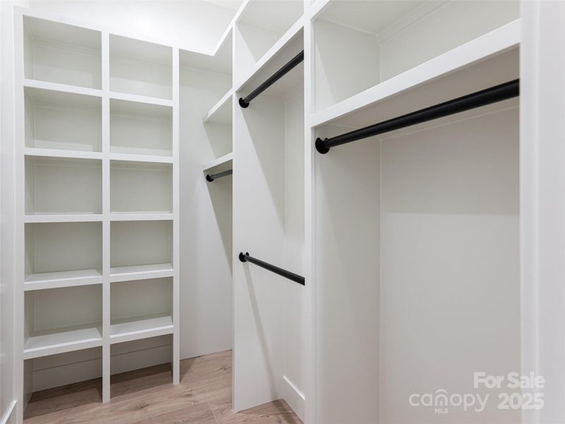 Image 43 of a home in .