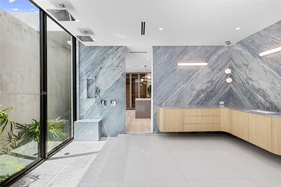 Image 38 of a home in .