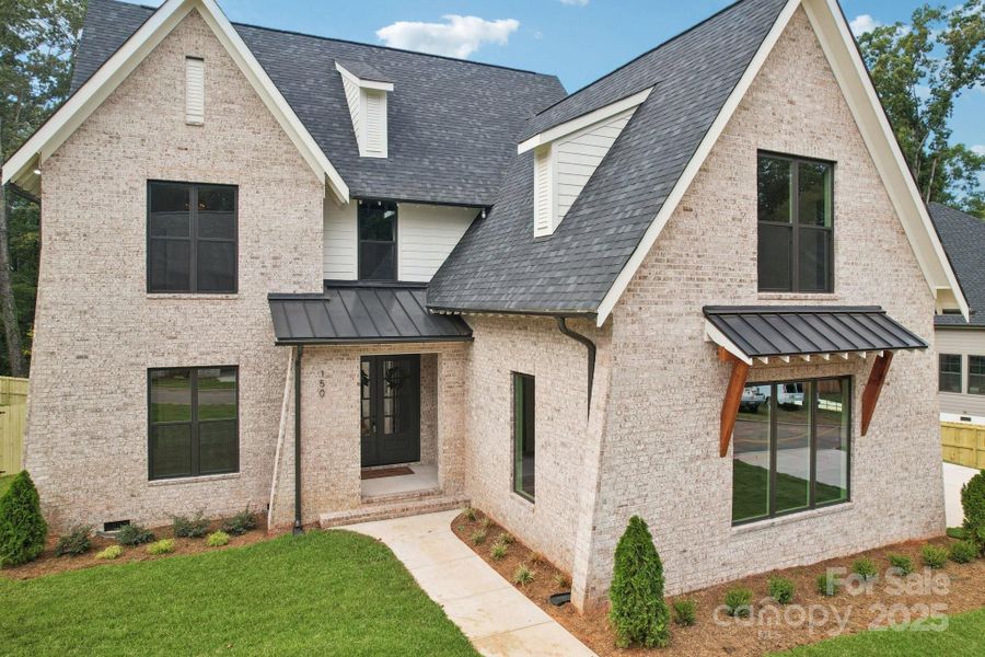 Image 43 of a home in .