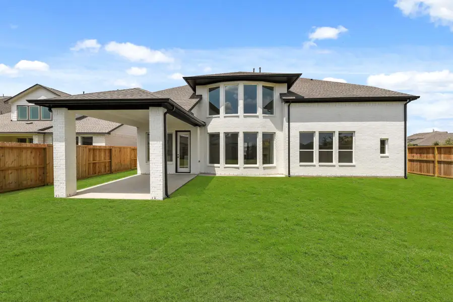 Representative image. Features, specifications, selections and colors may vary.