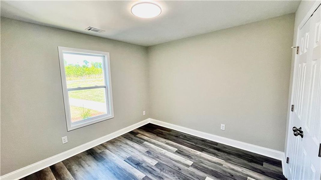 Spacious, unfurnished interior of a new home in , Griffin (Image 20).