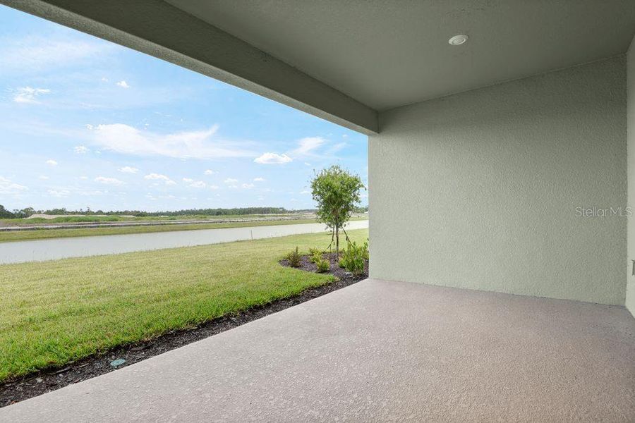 Image 48 of a home in Ardisia Park.