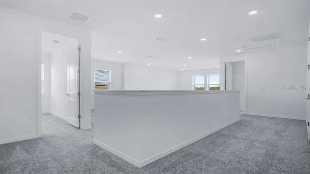 Spacious, unfurnished interior of a new home in Westview, Kissimmee (Image 21).