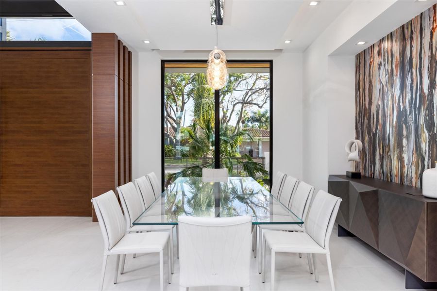 Furnished interior view inside a new home in , Fort Lauderdale (Image 37).
