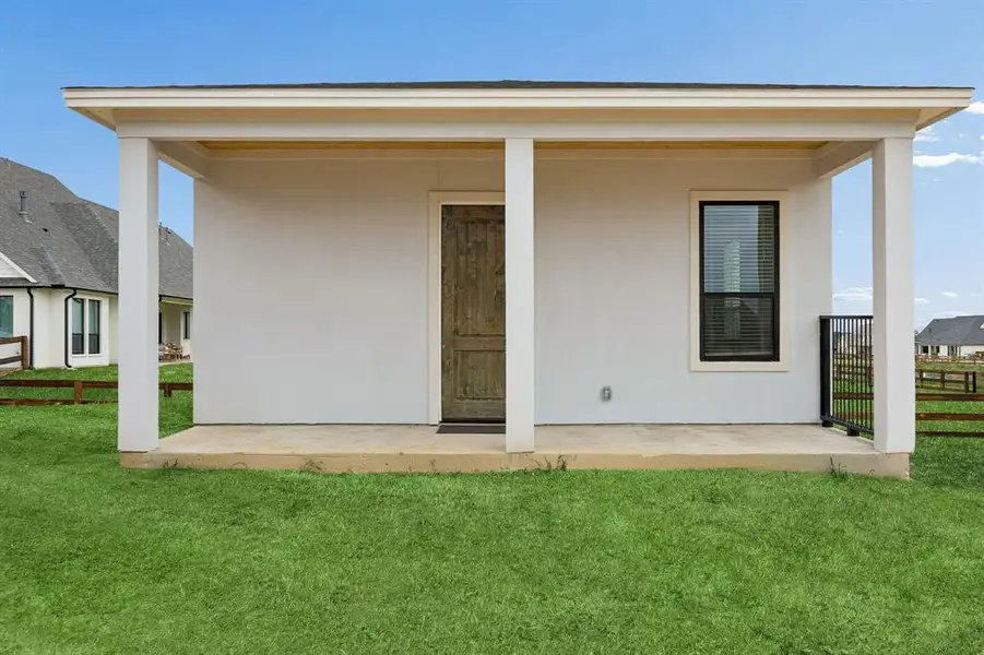 Exterior details and patio area of a home in , Northlake (Image 23).