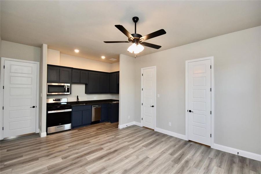 Spacious, unfurnished interior of a new home in , Prosper (Image 13).