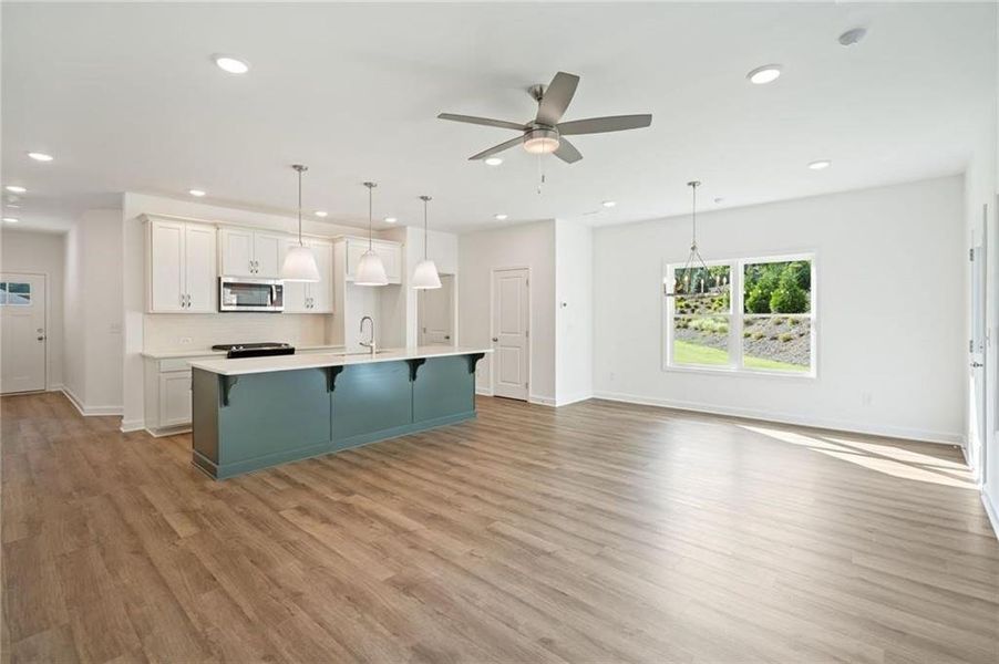 Spacious, unfurnished interior of a new home in Wildwood Place, Powder Springs (Image 12).