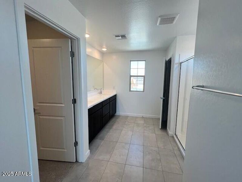 BR35 lot 124 Primary Bath