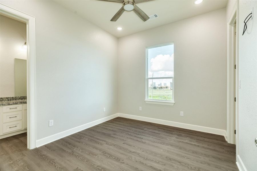 Spacious, unfurnished interior of a new home in , Surfside Beach (Image 20). Spacious, unfurnished interior of a new home in , Surfside Beach (Image 20).