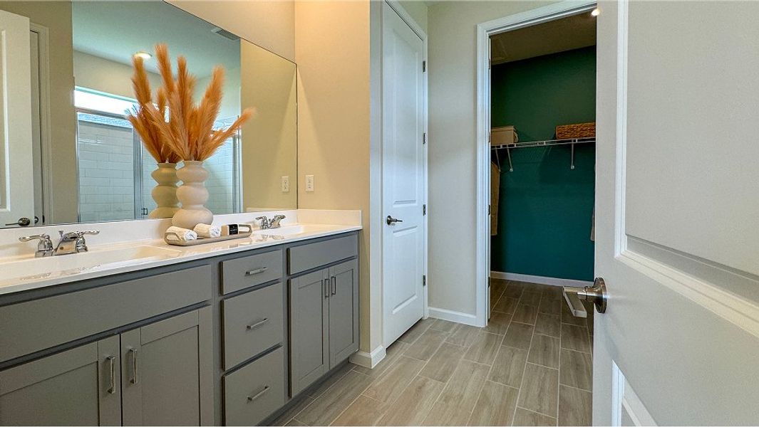 1714 Alexia Owners Bath 1of2 F1 5 2 25