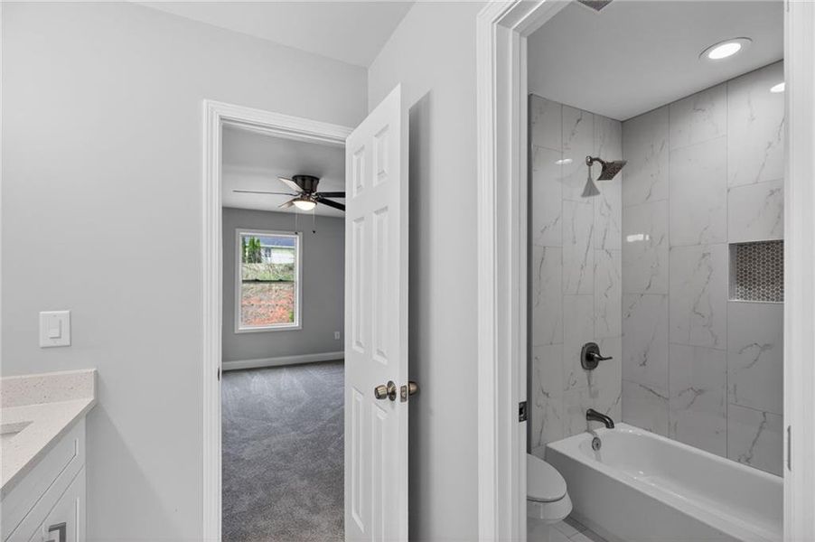 Furnished interior view inside a new home in , Gainesville (Image 16).