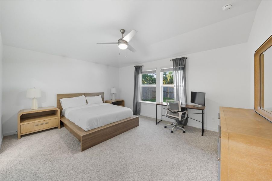 Furnished interior view inside a new home in Post Oak Pointe, Fresno (Image 16).