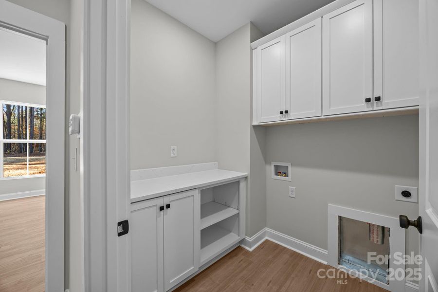 Furnished interior view inside a new home in , Lincolnton (Image 13).