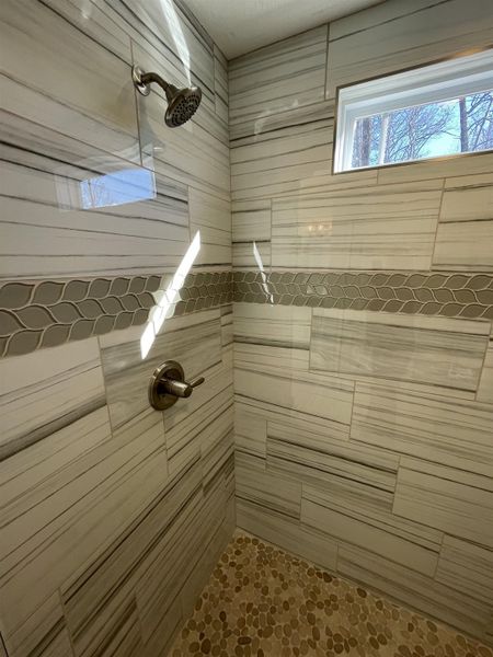 Image 28 of a home in Pointe Summit.