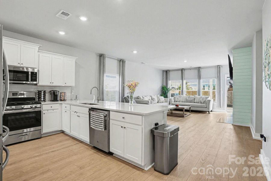 Furnished interior view inside a new home in , Myrtle Beach (Image 10).