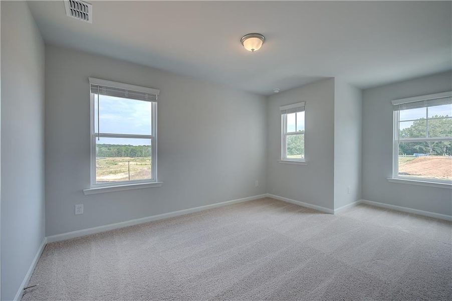 Spacious, unfurnished interior of a new home in Abbotts Crossing, Conyers (Image 22).