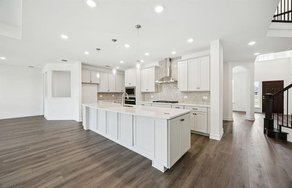 Spacious kitchen with eat-in island Spacious kitchen with eat-in island