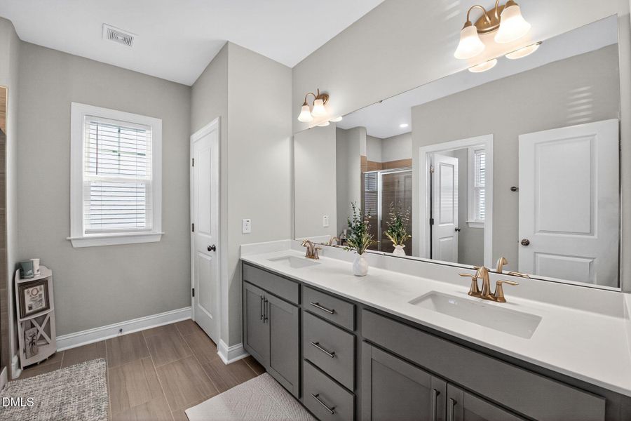 25_159_Edge_of_Auburn_Blvd_Raleigh_NC_27 25_159_Edge_of_Auburn_Blvd_Raleigh_NC_27