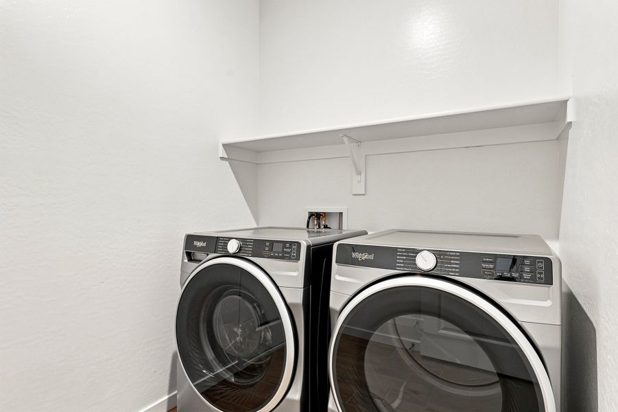 Close-up of interior finishes inside a home in Montana Vista - Highland, Buckeye (Image 21).