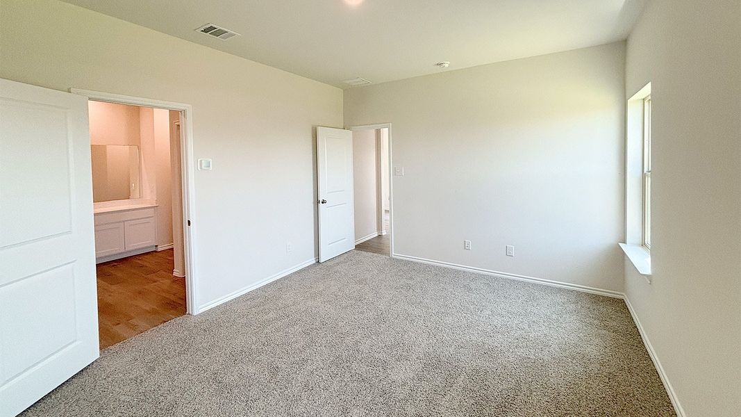 Spacious, unfurnished interior of a new home in Elevon, Lavon (Image 14). Spacious, unfurnished interior of a new home in Elevon, Lavon (Image 14).
