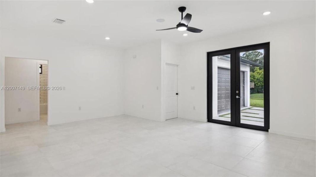 Spacious, unfurnished interior of a new home in , Lehigh Acres (Image 19). Spacious, unfurnished interior of a new home in , Lehigh Acres (Image 19).
