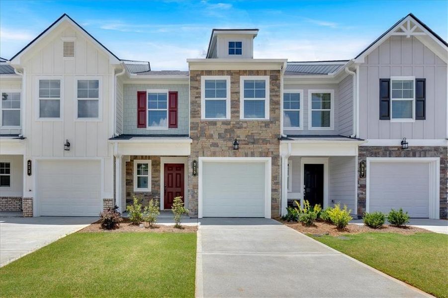 Image 27 of a home in Village Green.