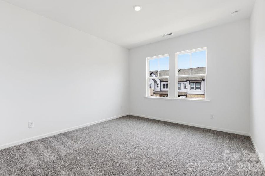 3131 Beacon Heights ~ Ready Now