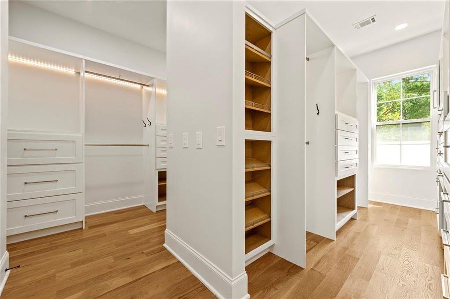 Furnished interior view inside a new home in , Atlanta (Image 30).