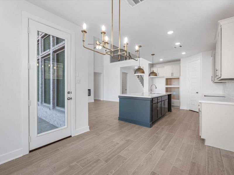 Representative image. Features, specifications, selections and colors may vary. Representative image. Features, specifications, selections and colors may vary.