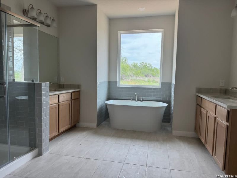 Furnished interior view inside a new home in Bonita Vista, Pleasanton (Image 4).