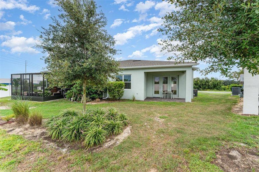 Front exterior of a new home in , Kissimmee, FL, highlighting curb appeal (Image 23).