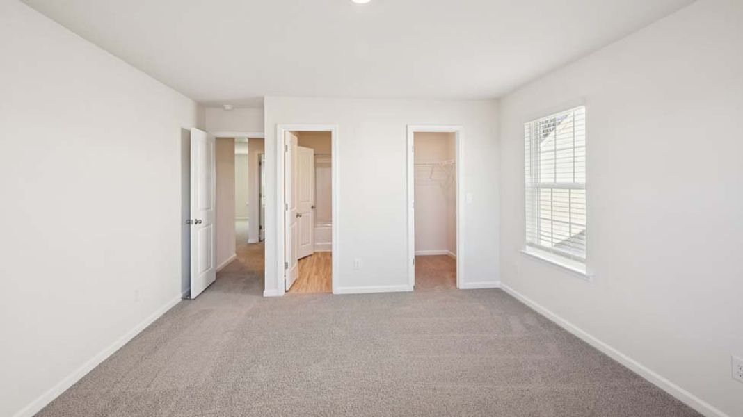Representative unfurnished interior of a home built from the Columbia by D.R. Horton in Twinleaf Meadows, Monroe (Image 26).