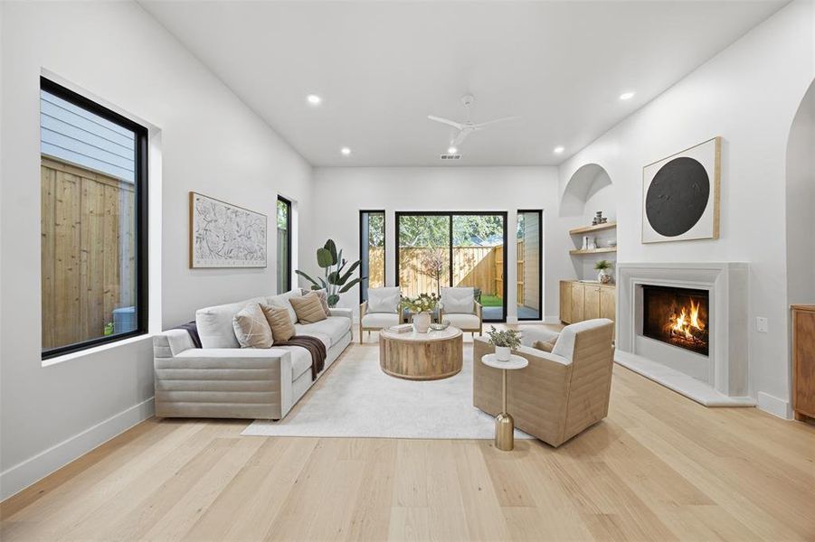 Furnished interior view inside a new home in , Dallas (Image 19). Furnished interior view inside a new home in , Dallas (Image 19).