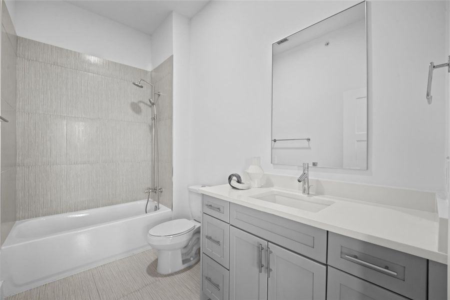 Images are for illustrative purposes only. Photos reflect a similar floor plan and are intended to convey the overall look and feel of the interiors.