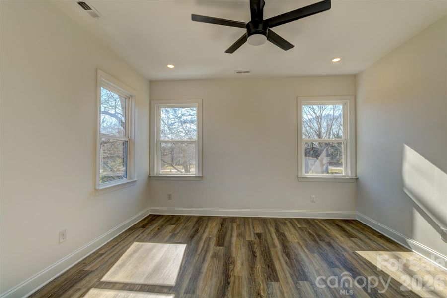 Spacious, unfurnished interior of a new home in , Shelby (Image 16).