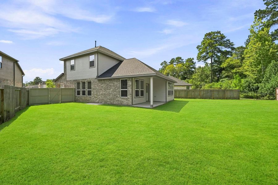 Exterior details and patio area of a home in Audubon, Magnolia (Image 20).