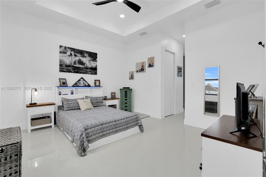 Furnished interior view inside a new home in , Lehigh Acres (Image 28).