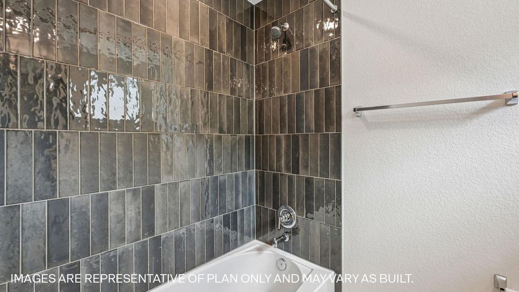 Representative interior finishes for a home built from the The Keller by D.R. Horton in The Enclave at Bar W Ranch, Leander (Image 16).