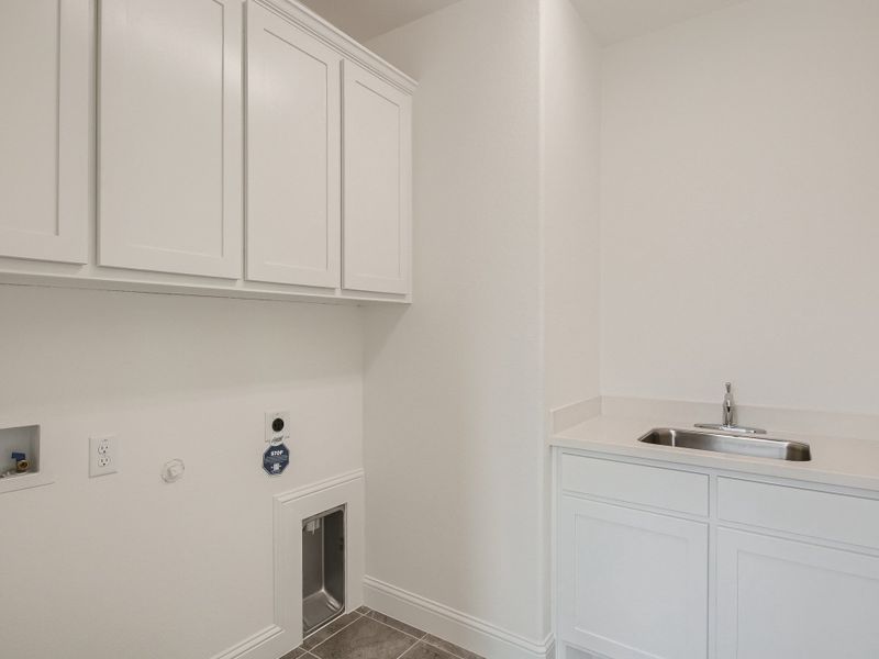 Plan 1402 Laundry Room Representative Photo