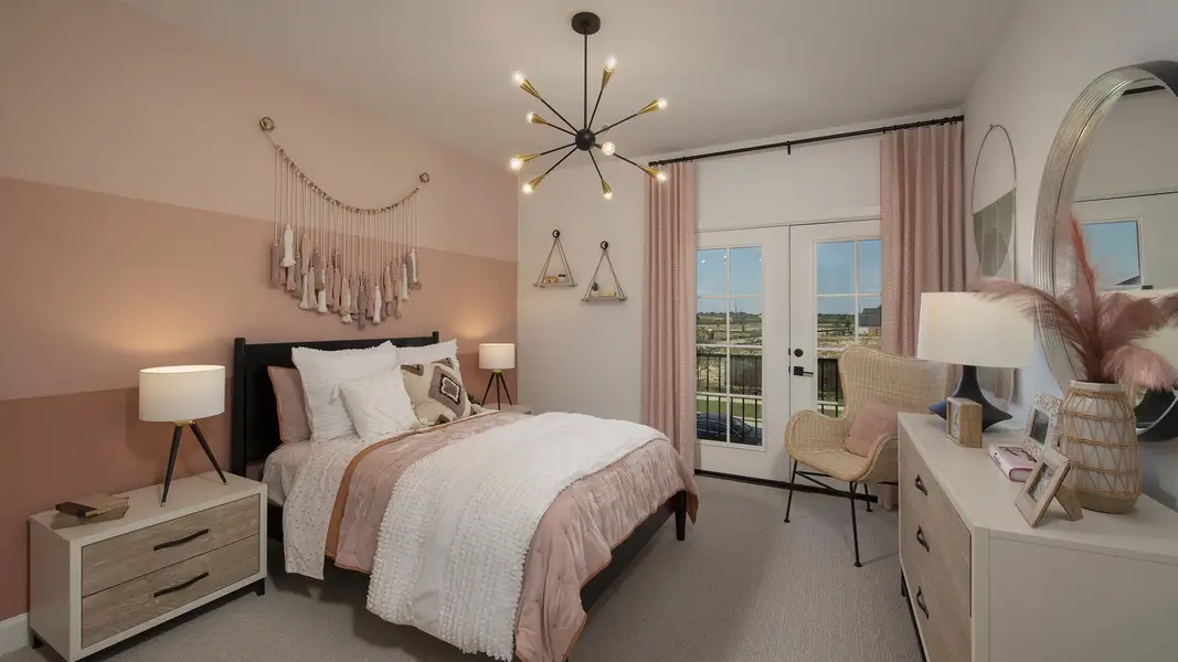 Furnished interior view inside a new home in Cross Creek Ranch 65', Fulshear (Image 11). Furnished interior view inside a new home in Cross Creek Ranch 65', Fulshear (Image 11).