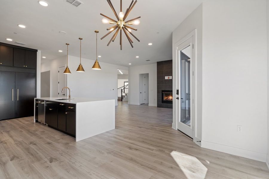 023_lb100640_639 023_lb100640_639