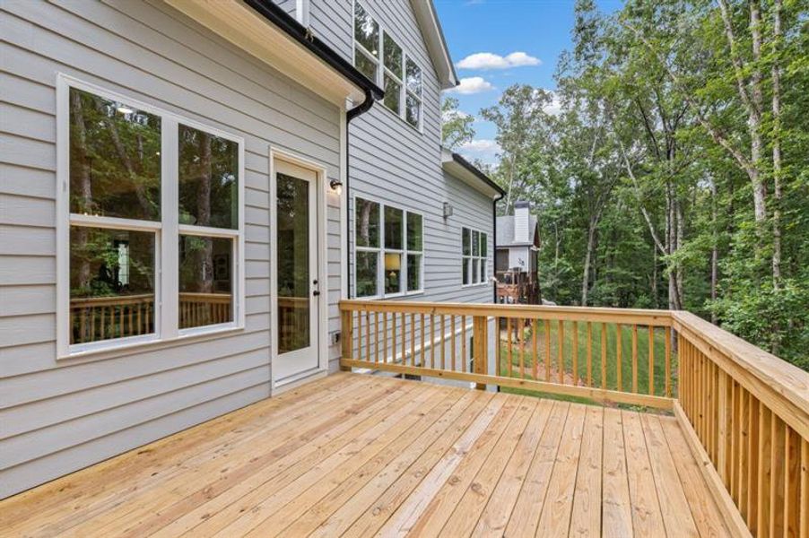 Exterior details and patio area of a home in White Post on Lake Lanier, Gainesville (Image 3).